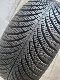 ❄️ 215/55 R17 Goodyear Celoroční pneumatiky❄️