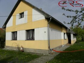 Rodinný dům s velkým pozemkem, 4567 m2, Budčeves - 1