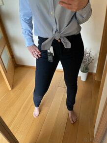 Nové tmavě modré skinny kalhoty Gant Kate W31 L34 - 1