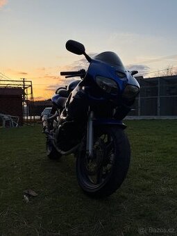 Suzuki sv650s
