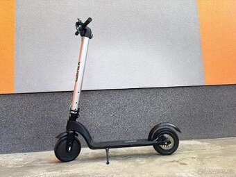 NAREX esn 350 elektrická koloběžka