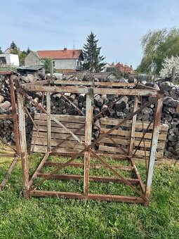 Železná konstrukce na osivo
