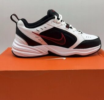 Nike Air Monarchie