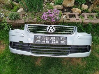 VW Touran facelift přední nárazník