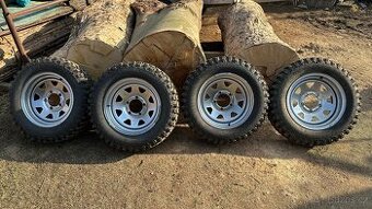 Offroad kola Suzuki Samurai, Vitara