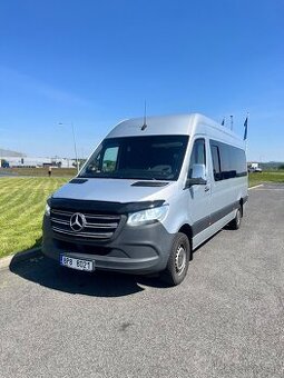 Mercedes Benz Sprinter 907