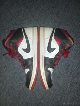 Nike Air Jordan 1 Mid