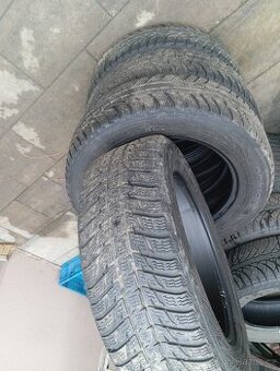 215/65 R17zimni nokian