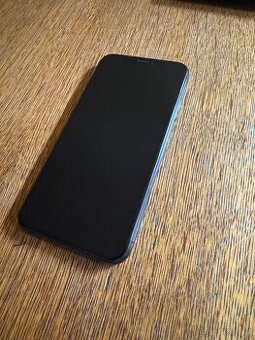 Iphone xs 256gb černý