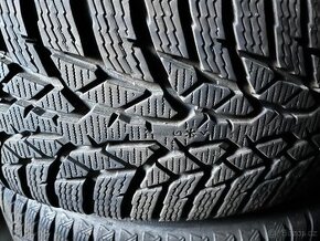 225/55R16 Nokian Snowproof zimní 2x