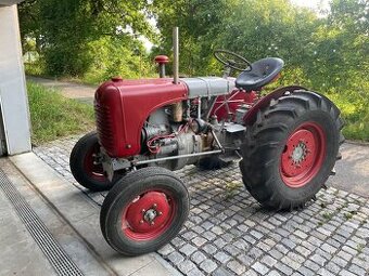 Traktor Steyr