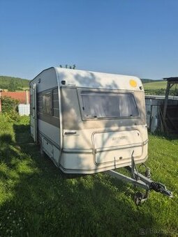 Karavan Hymer Eriba Nova C 390