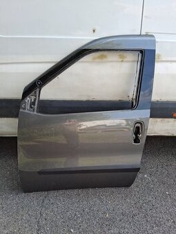 Fiat doblo leve predni dvere