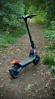 Elektrokoloběžka/Elektrická koloběžka Segway p100 50km/h