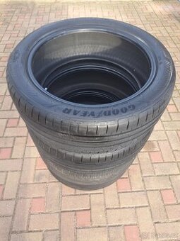 Sada pneu 215/50 R19 - 2x Continental + 2x Goodyear