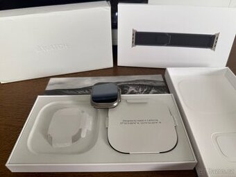 Apple Watch Ultra 2 - baterie 98% - Natural Titanium