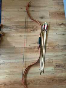 Munghalský luk 18lbs