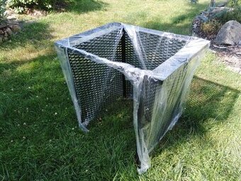 Stolek pod gril