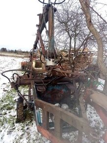 Nakladač Unhz 100