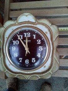 Porcelánové hodiny - 1