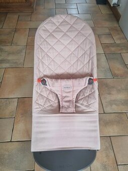 Krásné lehátko BabyBjörn Bouncer Bliss Cotton Rose