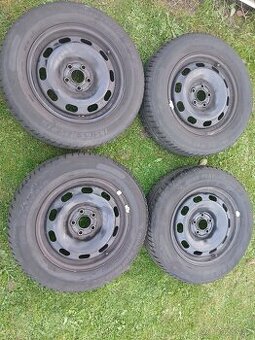 Celoroční 4 kola 195/65 R15 GOLF, Octavia 1,2