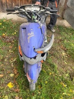 Prodám skůtr yuki na náhradní díly