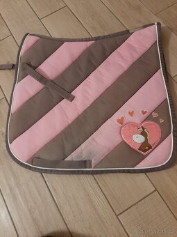 Eskadron nici pruhovana