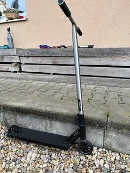 Freestyle koloběžka Triad Cursed