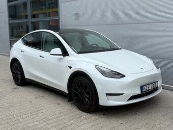 Tesla Model Y Long Range 4x4 záruka 2030 DPH