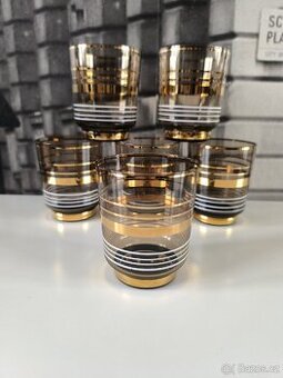Sada 6ti starožitných skleniček na whisky