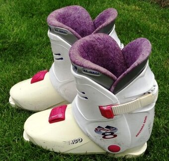 Prodám dámské (dívčí) lyžařské boty SANMARCO, vel.36-37