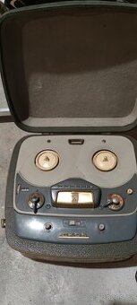 GRUNDIG TK25 (cca 1960)–Kotouč. Elektronkový Magnetofon