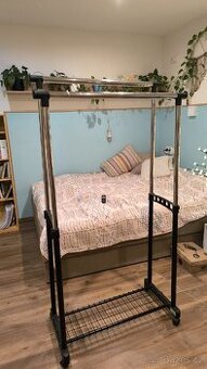 Teleskopický dvojvěšák JISK