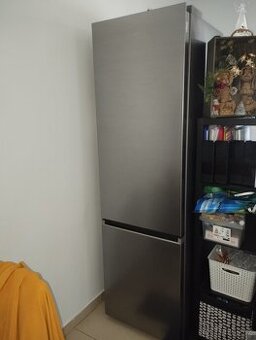 Chladnička s mrazákem 390 ℓ RB38C600CS9/EF s WIFI