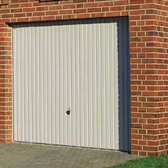 Výklopná garážová vrata Hörmann