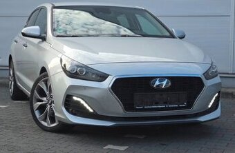 Hyundai i30 fastback