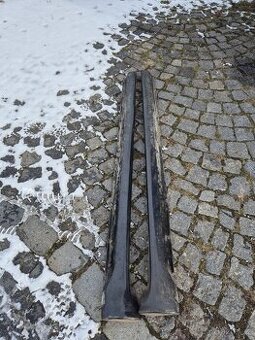 Ford Explorer U2 prahy