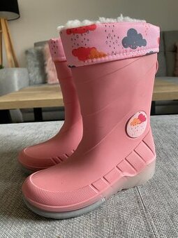 Dívčí vyteplené gumovky 26/27