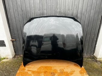 BMW F20 – přední kapota, černá, r. v. 2012