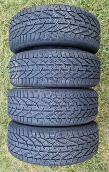 Zimní 205 55 R16