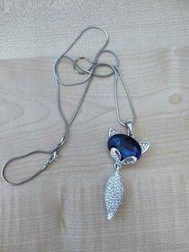 Nový dlouhý náhrdelník s modrou liškou