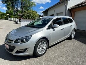 Opel Astra 2.0 CDTi Sports Tourer, 121 KW, Navigace