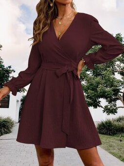 Shein elegantní zavinovací šaty s páskem