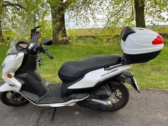 KEEWAY CITYBLADE,r.v.2020, naj. 3150km, 125 automat -ČB