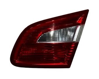 Pravé zadní vnitřní světlo Škoda Superb 2 sedan r.v. 2009