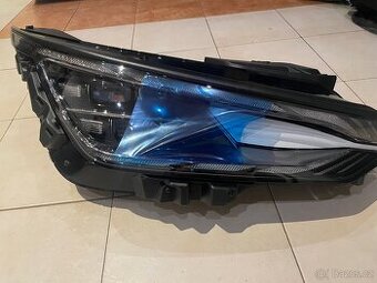 Pravý přední světlomet KIA EV6