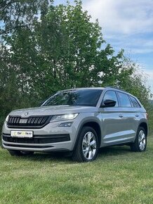 TOP ŠKODA KODIAQ SPORTLINE ARMY GREY 2020 WEBASTO 4x4 ALU19