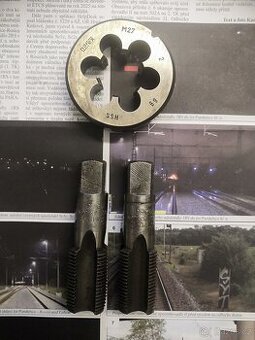 P:závitníky + oko m27x2