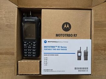 Vysílačka Motorola Mototrbo R7 FKP BT WIFI GNSS